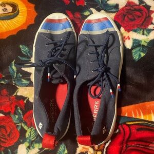Women’s sperry Sneakers